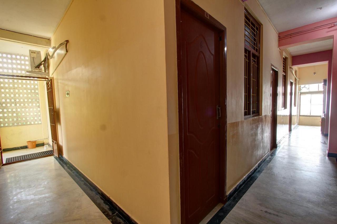OYO 38664 Rt Residency Golden Rock Exterior foto