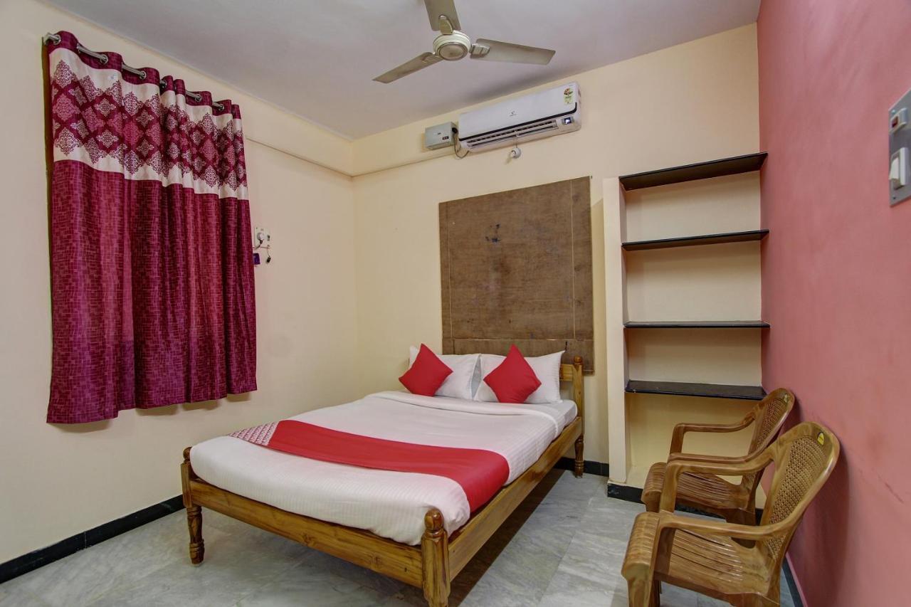 OYO 38664 Rt Residency Golden Rock Exterior foto